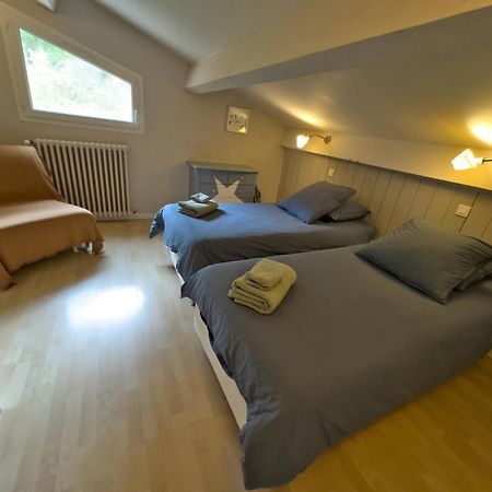 Gite Classe 3* Dans Magnifique Bastide Provencale Auriol Extérieur photo